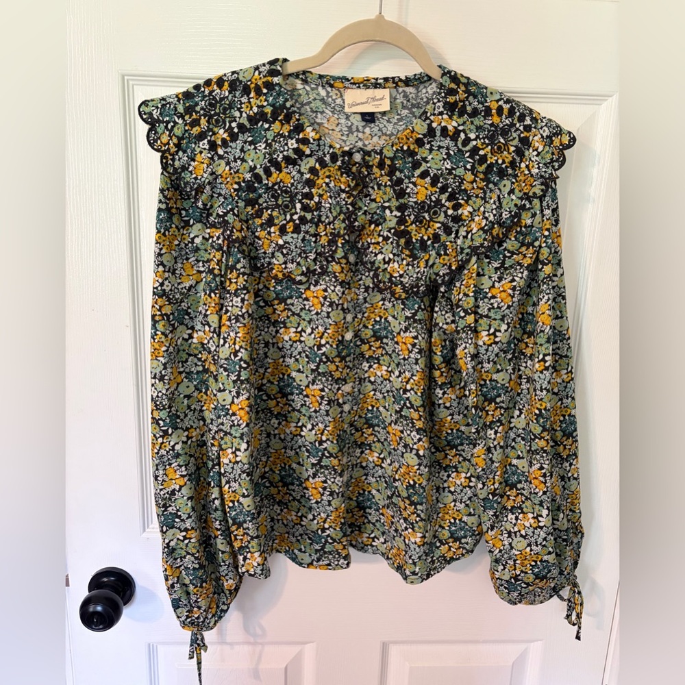 Universal Thread Green & Yellow Floral Ruffle Blouse